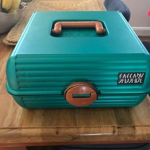 Vintage Sassaby Caboodle